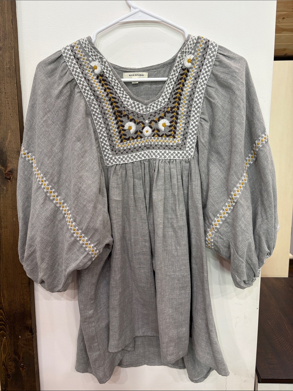 Max Studio Gray Embroidered Peasant Tunic with Yellow & White Detail